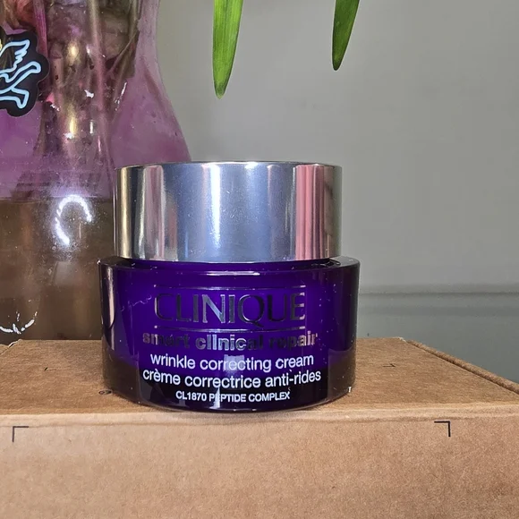 Clinique Wrinkle Correcting Cream 1.7 Oz - Picture 1 of 6